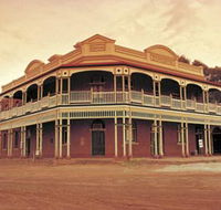 State Hotel - Schoolies Week Accommodation