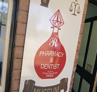 Pharmacy Museum - Schoolies Week Accommodation