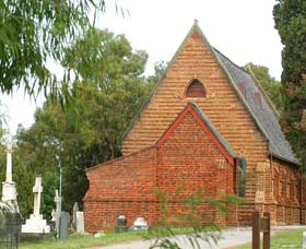 East Perth Cemetery - Schoolies Week Accommodation 0