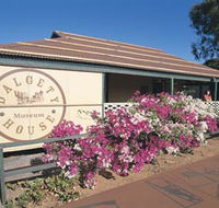 Dalgety House Museum - Schoolies Week Accommodation