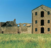 Clinchs Mill - Schoolies Week Accommodation