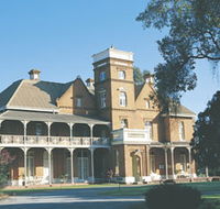 Woodbridge - Schoolies Week Accommodation