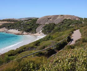 Great Ocean Pathway - Schoolies Week Accommodation 0