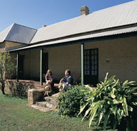 Cliff Grange - Schoolies Week Accommodation
