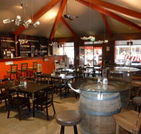 Terra Rossa Wine Club - Schoolies Week Accommodation