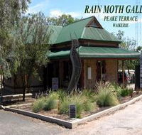 Rain Moth Gallery - Schoolies Week Accommodation