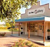 Peter Franz Fine Art Gallery - Schoolies Week Accommodation
