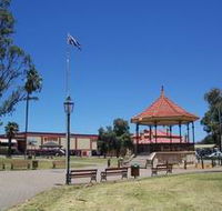Gladstone Square - Schoolies Week Accommodation