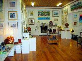 Off The Slate Gallery - Schoolies Week Accommodation 0