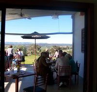 Tenafeate Creek Wines - Schoolies Week Accommodation
