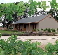 VineCrest Fine Barossa Wine - Schoolies Week Accommodation