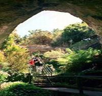 Engelbrecht Cave - Schoolies Week Accommodation