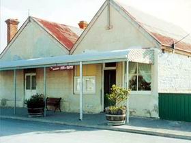 The Bakehouse Arts And Crafts - Schoolies Week Accommodation 0