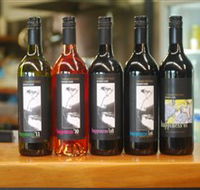 Chapman River Cellar Door - Schoolies Week Accommodation