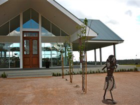 ArtWine Cellar Door - Schoolies Week Accommodation 0