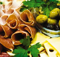 Flavours of Campbelltown Food Trail - Schoolies Week Accommodation