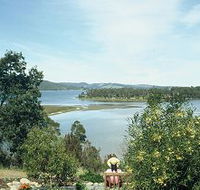 Inverawe Native Gardens - Schoolies Week Accommodation