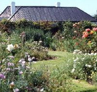 Rosedown Gardens - Schoolies Week Accommodation