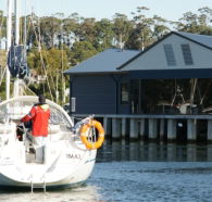 Blue Shed - Schoolies Week Accommodation