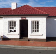 The Watch House - Schoolies Week Accommodation