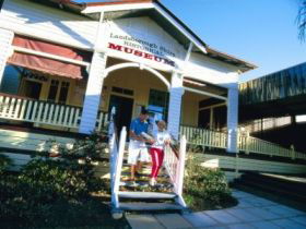  Schoolies Week Accommodation