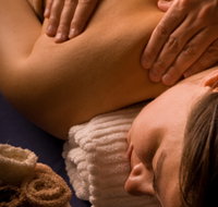 Mudd The Spa - Schoolies Week Accommodation