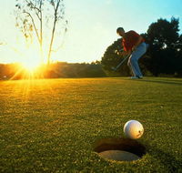 Launceston Golf Club - Schoolies Week Accommodation
