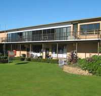 Port Sorell Golf Club - Schoolies Week Accommodation