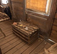 Elsey Homestead Replica - Schoolies Week Accommodation