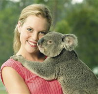 Paradise Country Aussie Farm Tour - Schoolies Week Accommodation
