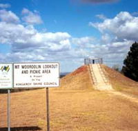 Mount Wooroolin - Schoolies Week Accommodation