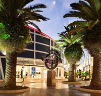 Harbour Town Outlet Shopping Centre - Schoolies Week Accommodation