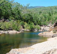 Mount Elliot Bowling Green Bay National Park - Schoolies Week Accommodation
