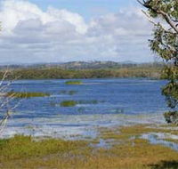 Lake Barfield - Schoolies Week Accommodation