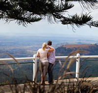 Picnic Point Lookout And Parkland - Schoolies Week Accommodation