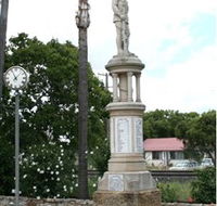 Forest Hill War Memorial - Schoolies Week Accommodation