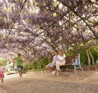 Laurel Bank Park - Schoolies Week Accommodation