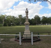Apple Tree Creek War Memorial - Schoolies Week Accommodation