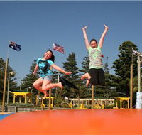 Mini Golf by the Sea - Schoolies Week Accommodation
