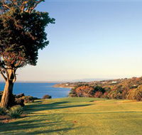 Mornington Golf Club - Schoolies Week Accommodation