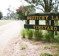 Squitchy Lane Vineyard - Schoolies Week Accommodation