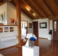 Art at Linden Gate - Schoolies Week Accommodation