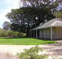 Black Rock House - Schoolies Week Accommodation