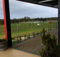 Banks Road Vineyard - Schoolies Week Accommodation