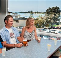 Merimbula RSL - Schoolies Week Accommodation