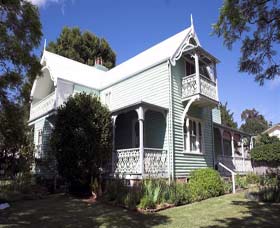 Meroogal - Schoolies Week Accommodation 0