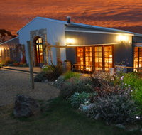 Snowy Vineyard and Microbrewery - Schoolies Week Accommodation