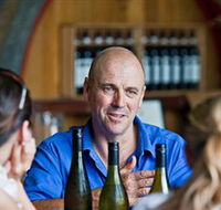 Lowe Wines - Schoolies Week Accommodation