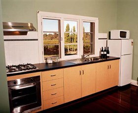 Upper Reach Winery And Cellar Door - Schoolies Week Accommodation 3