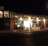 Bathurst Memorial Entertainment Centre - Schoolies Week Accommodation